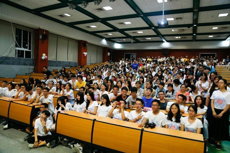 华南师范大学南海学院_华南师范大学南海学院第二次团代会